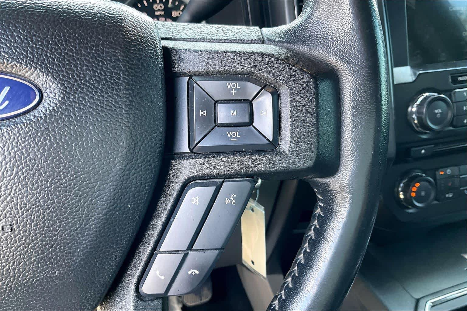 Used 2017 Blue Jeans Metallic Ford XLT image 25