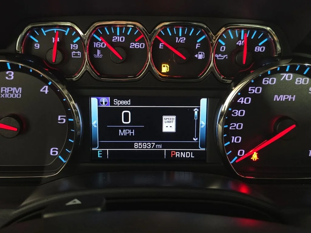 Used 2018 Summit White GMC SLT image 15