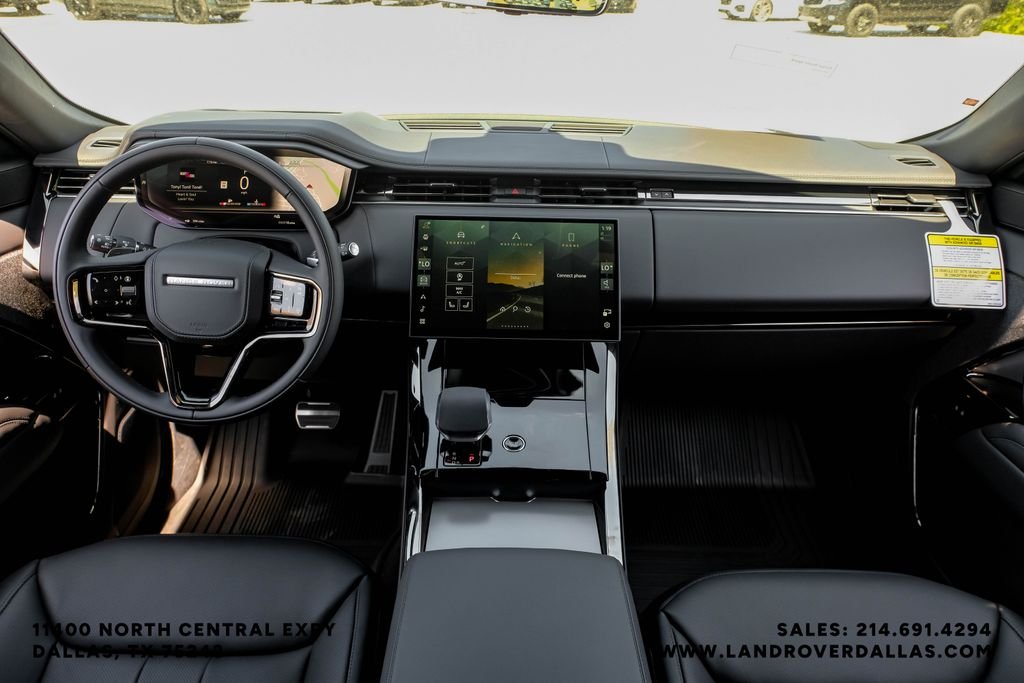 New 2026 Ostuni Pearl Wht Prem Met Land Rover Dynamic SE image 15