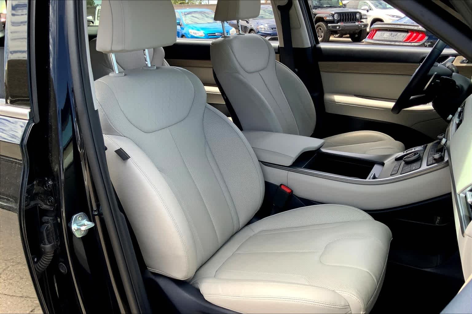 Used 2022 Abyss Black Pearl Hyundai SEL image 9