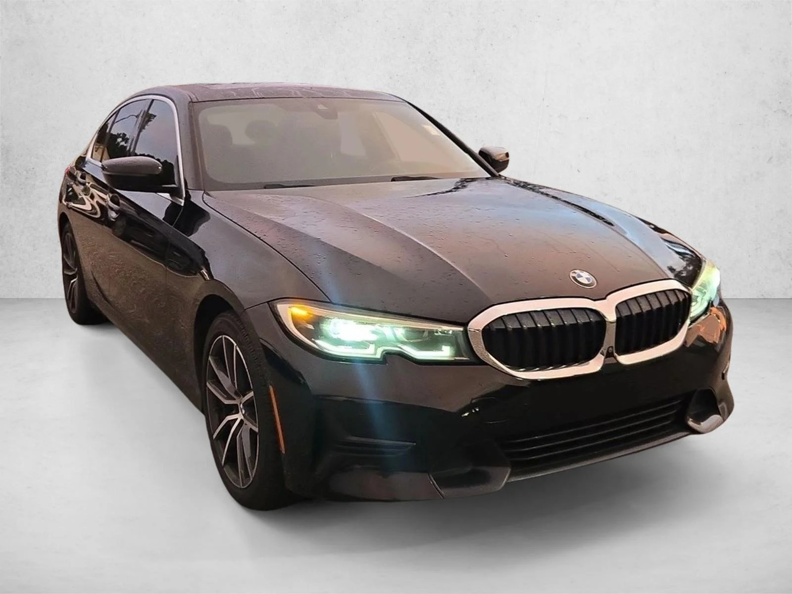 Used 2021 Jet Black BMW 330i image 3