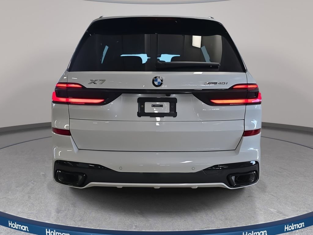 New 2026 Mineral White Metallic BMW xDrive40i image 6