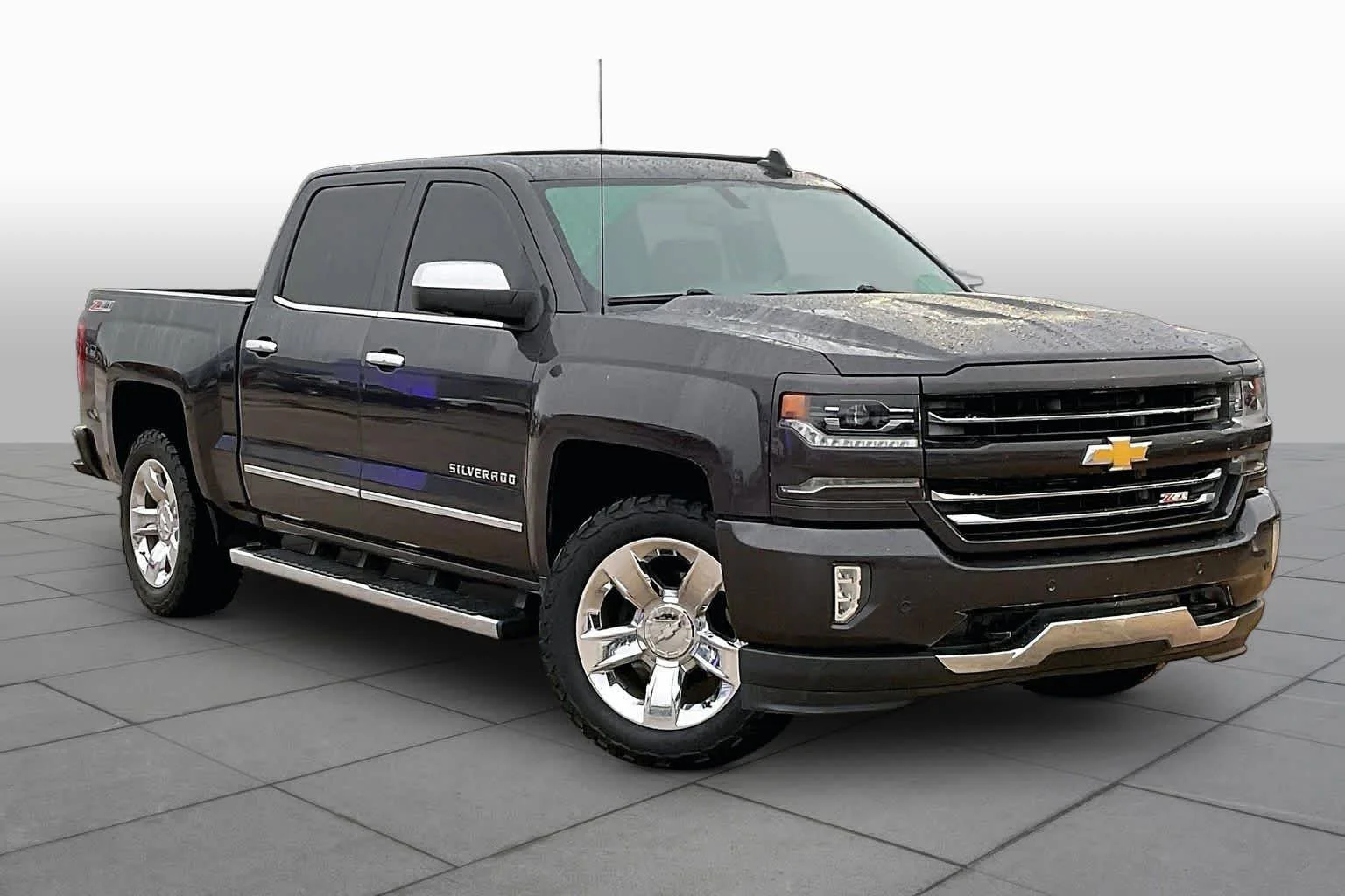 Used 2016 Tungsten Metallic Chevrolet LTZ image 7