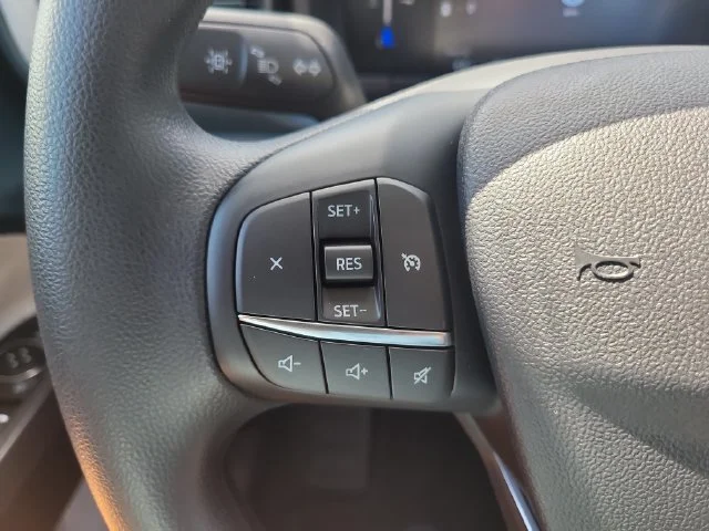 New 2026 Oxford White Ford XLT image 29