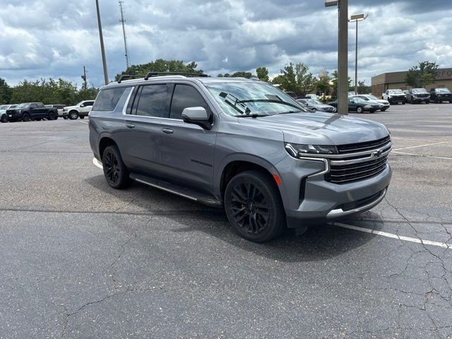 Used 2022 Gray Chevrolet LT image 1