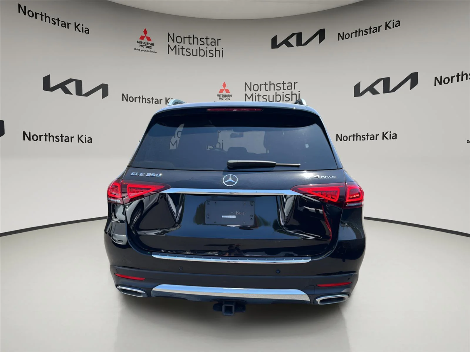 Used 2022 Black Mercedes-Benz GLE 350 image 4