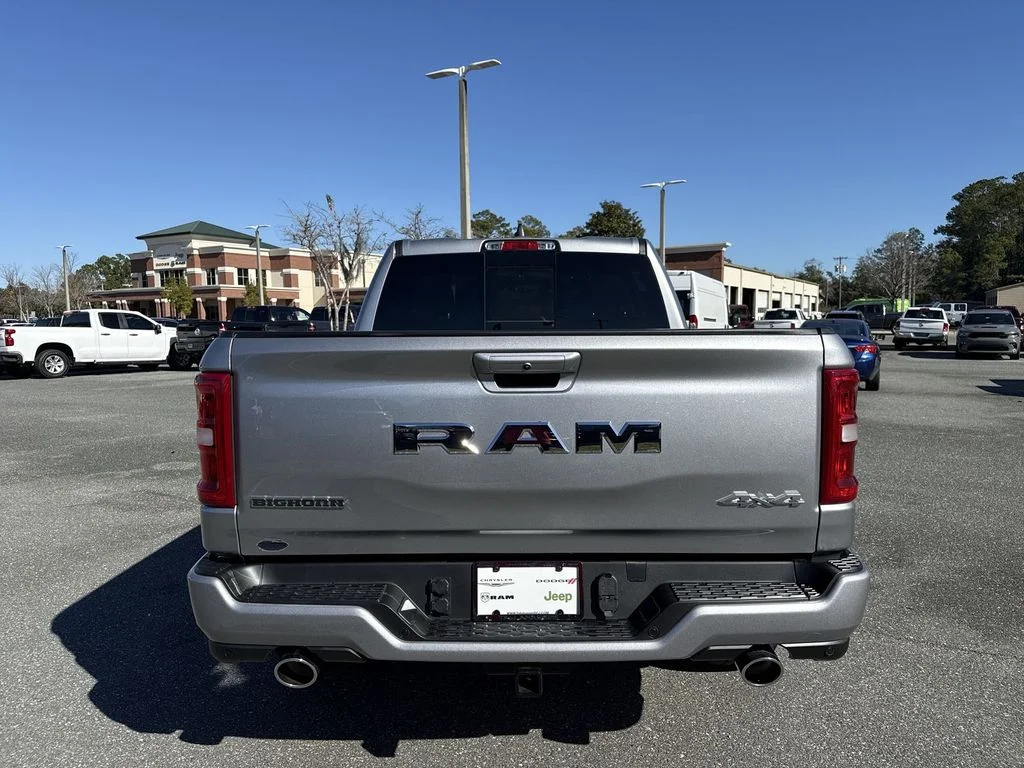 New 2026 Billet Silver Metallic Clear-Coat Exterior Paint RAM Big Horn/Lone Star image 4