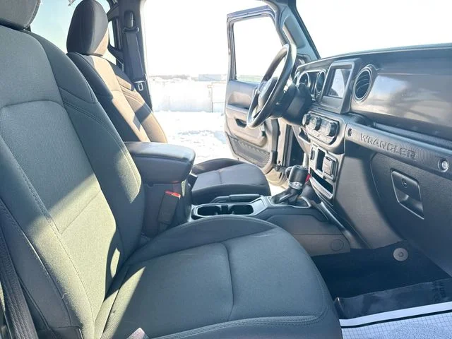 Used 2022 Black Jeep Unlimited Willys image 23