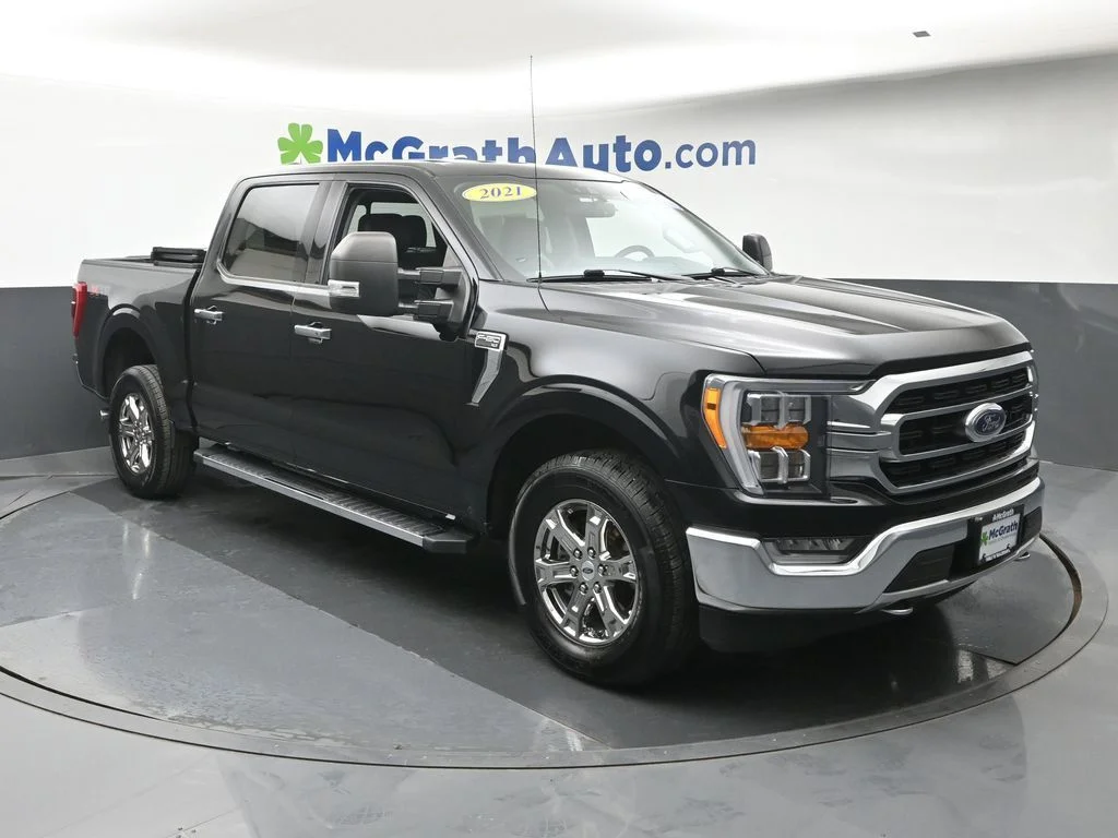 Certified Used 2021 Black Ford XLT image 2