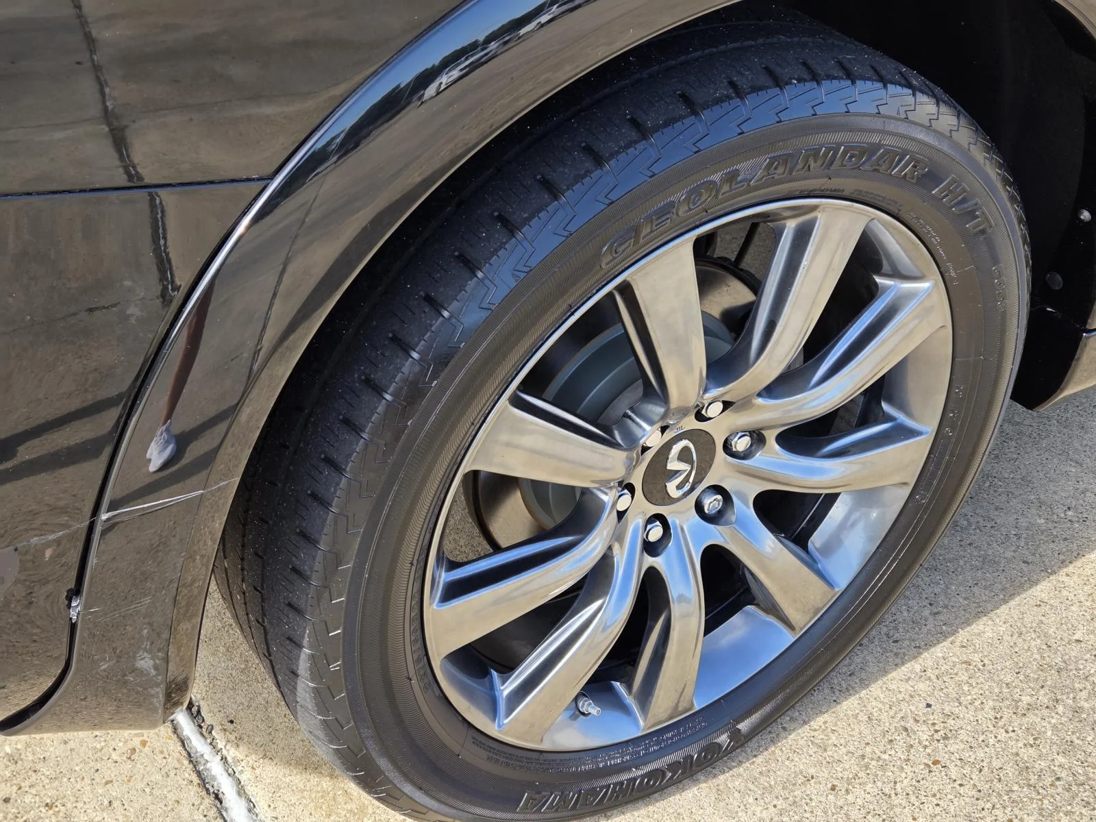 Used 2017 Black Obsidian INFINITI Signature Edition image 9