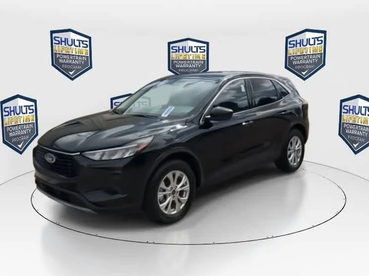 Used 2024 Agate Black Metallic Ford Active image 4