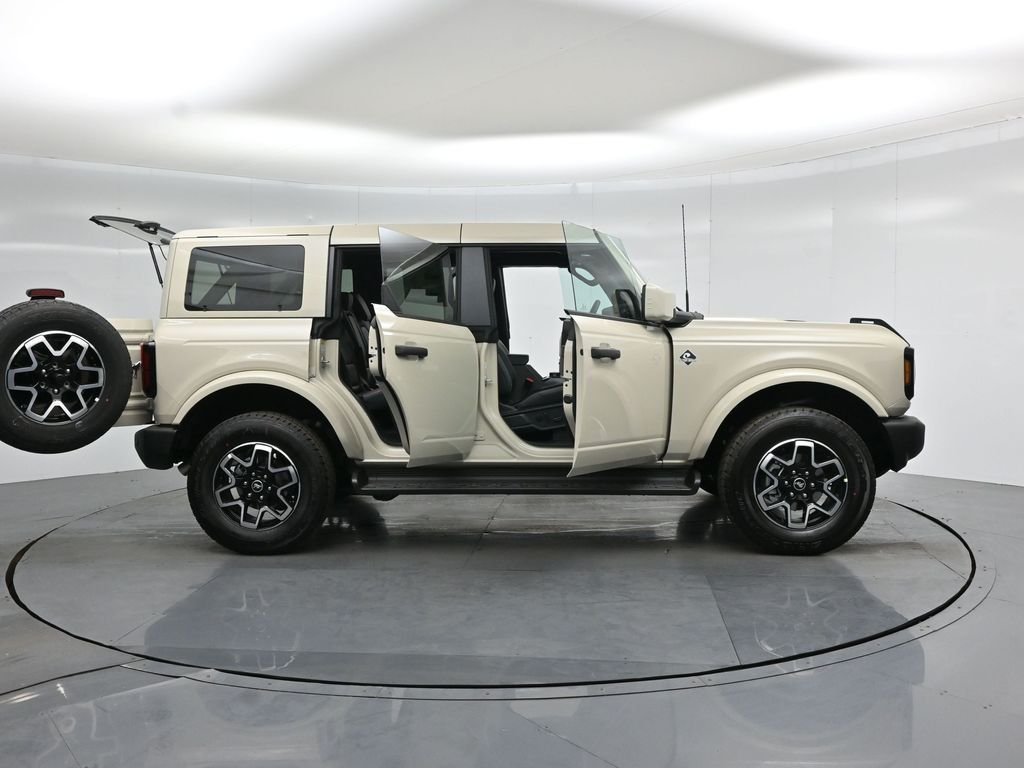 New 2026 Desert Sand Ford Outer Banks image 4