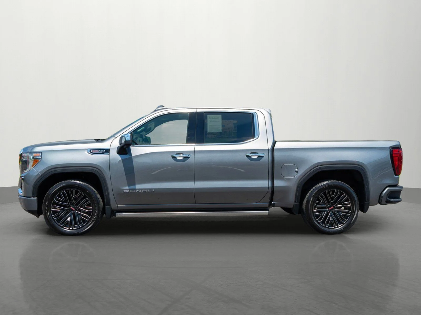 Used 2022 Satin Steel Metallic GMC Denali image 4