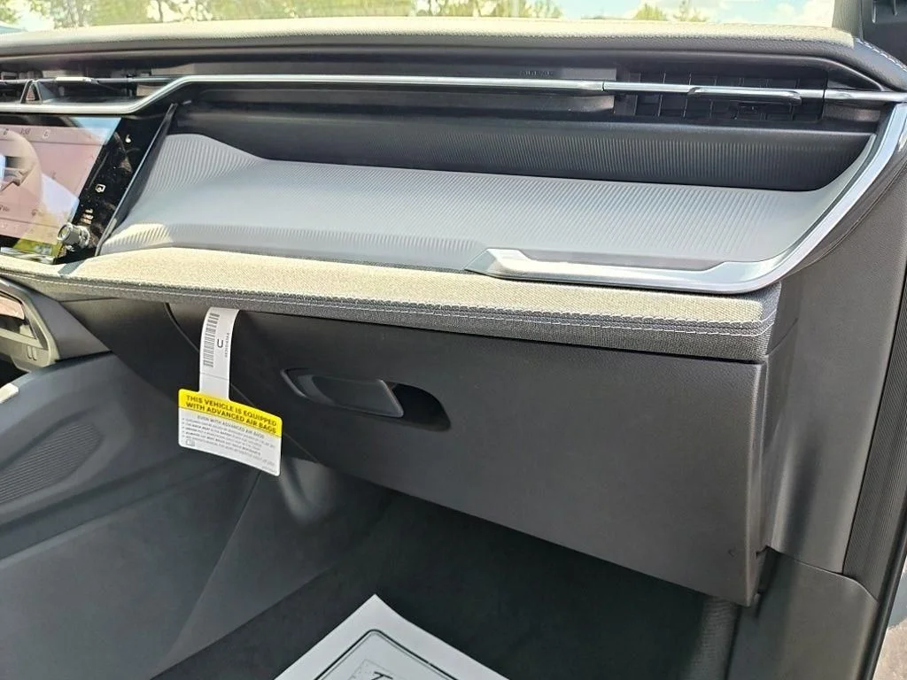 New 2026 Sting-Gray Clearcoat Jeep Laredo image 37
