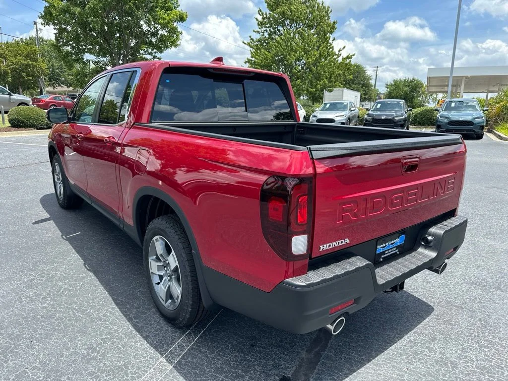 New 2026 Radiant Red Metallic II Honda RTL image 5