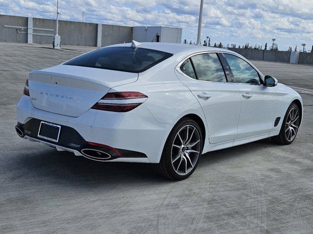 2025 GENESIS G70 Standard - Photo 6