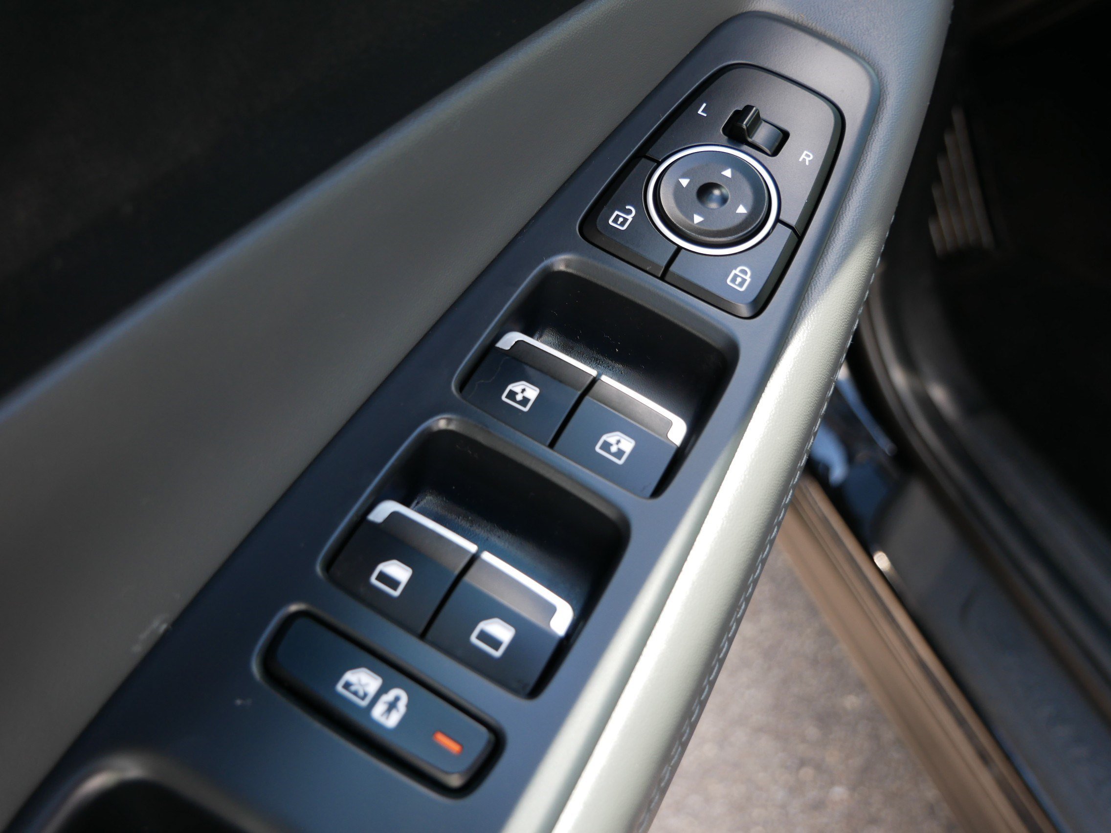 2023 Hyundai Santa Fe SEL - Photo 18
