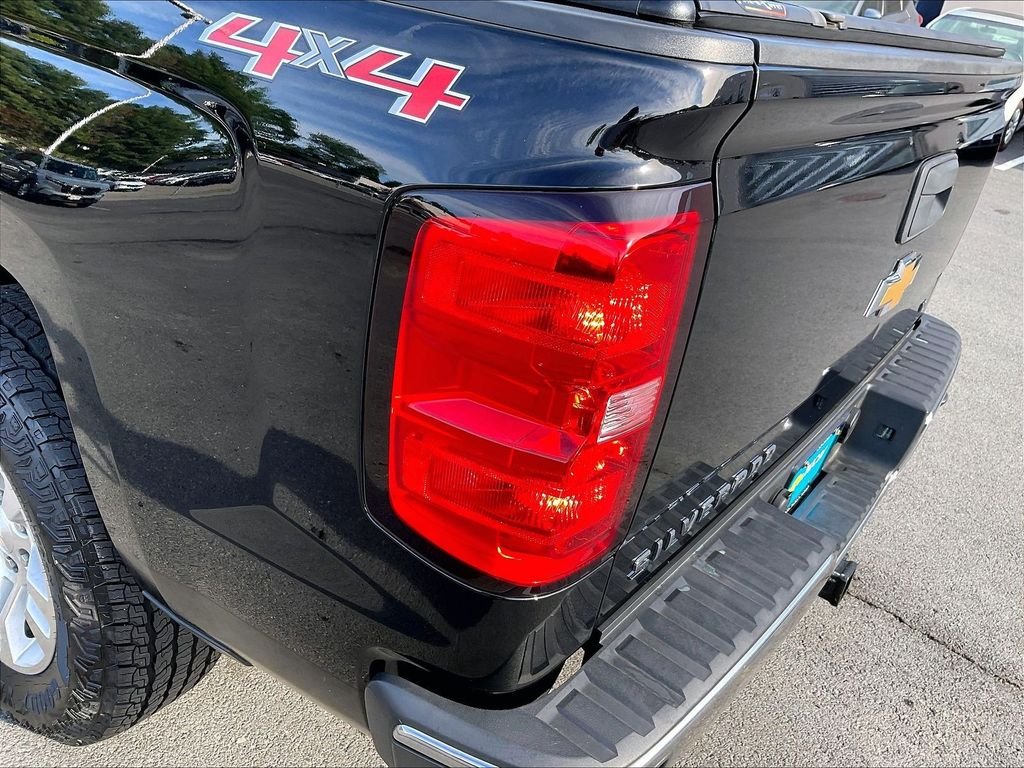 Used 2016 Black Chevrolet LT image 34