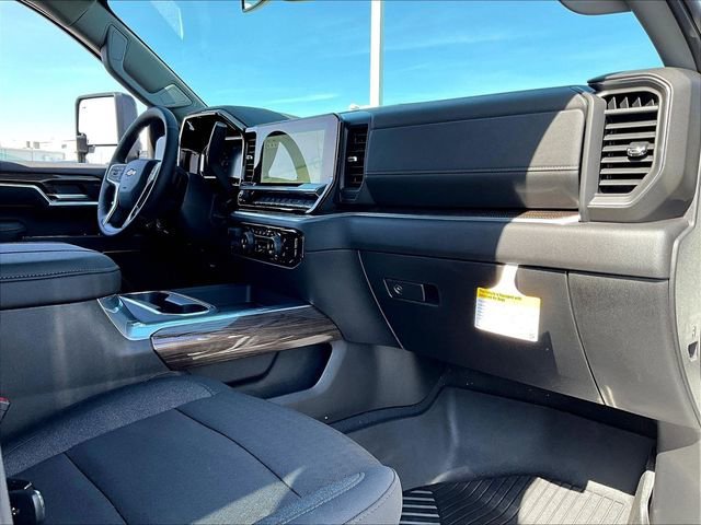 New 2026 Summit White Chevrolet LT image 9