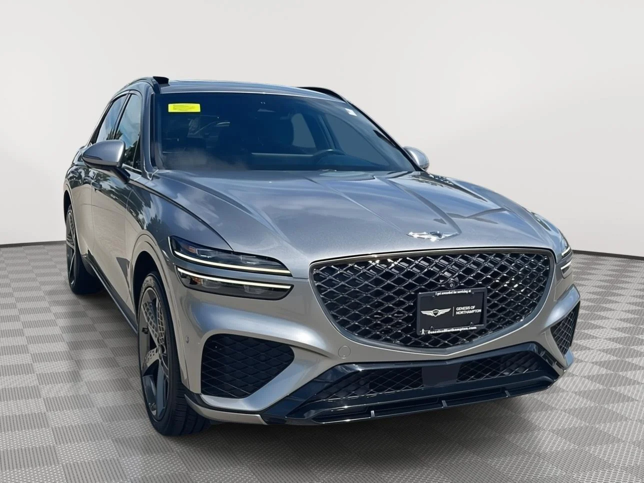 Used 2022 Savile Silver Genesis 2.5T image 3