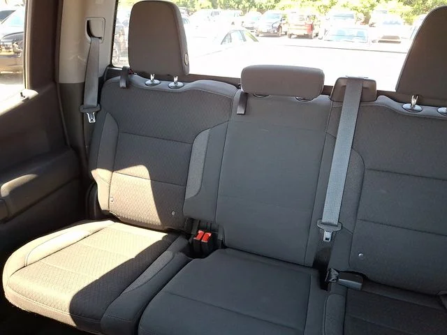 Used 2022 Black Chevrolet Custom image 18