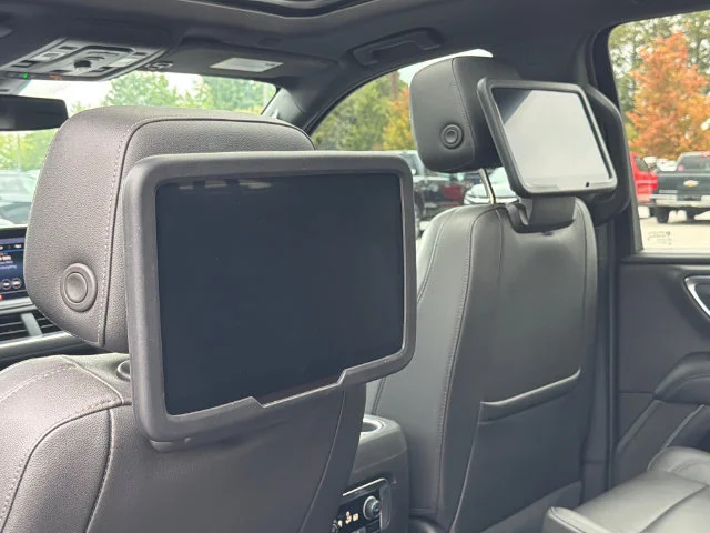 Used 2021 MIDNIGHT BLUE METALLIC Chevrolet Z71 image 23