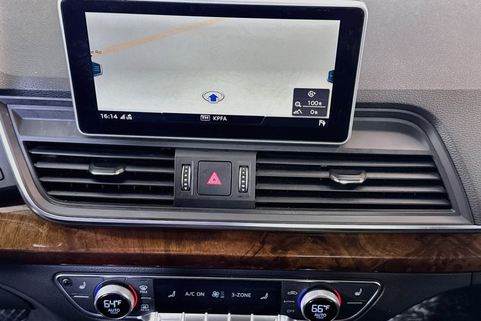 Used 2018 Navarra Blue Metal Audi Premium Plus image 13