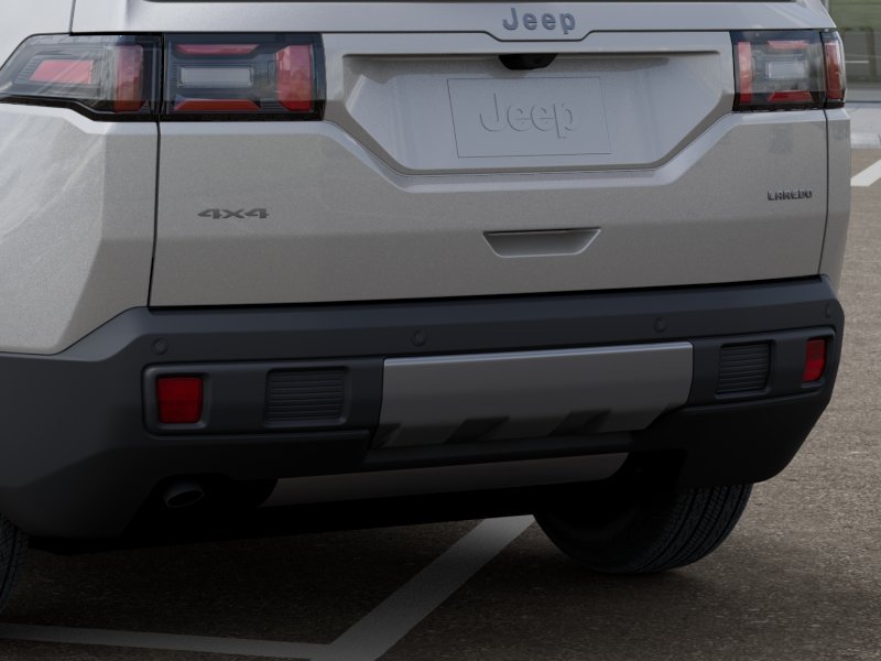 New 2026 Silver Zynith Clear-Coat Exterior Paint Jeep Laredo image 39