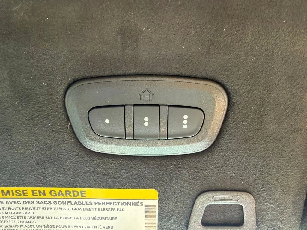 Used 2024 White Jeep Summit Reserve image 49