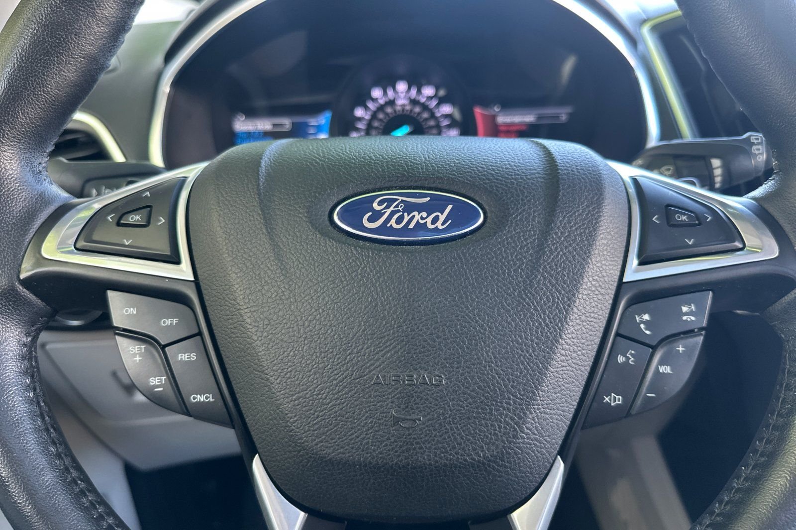 Used 2015 White Ford Titanium image 23
