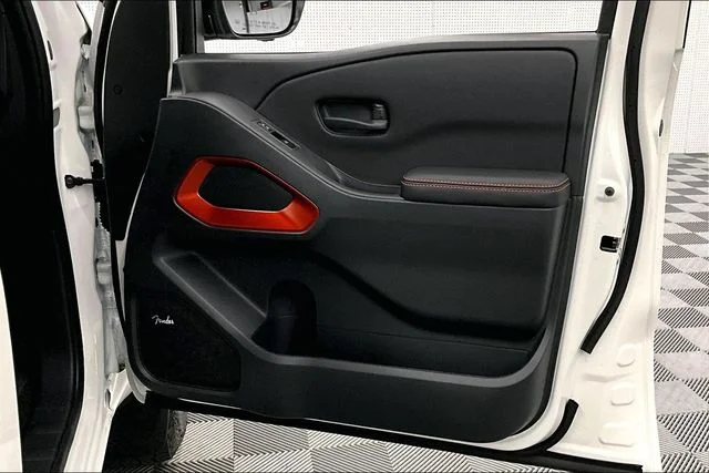 New 2026 Glacier White Nissan PRO-4X w/R Package image 40