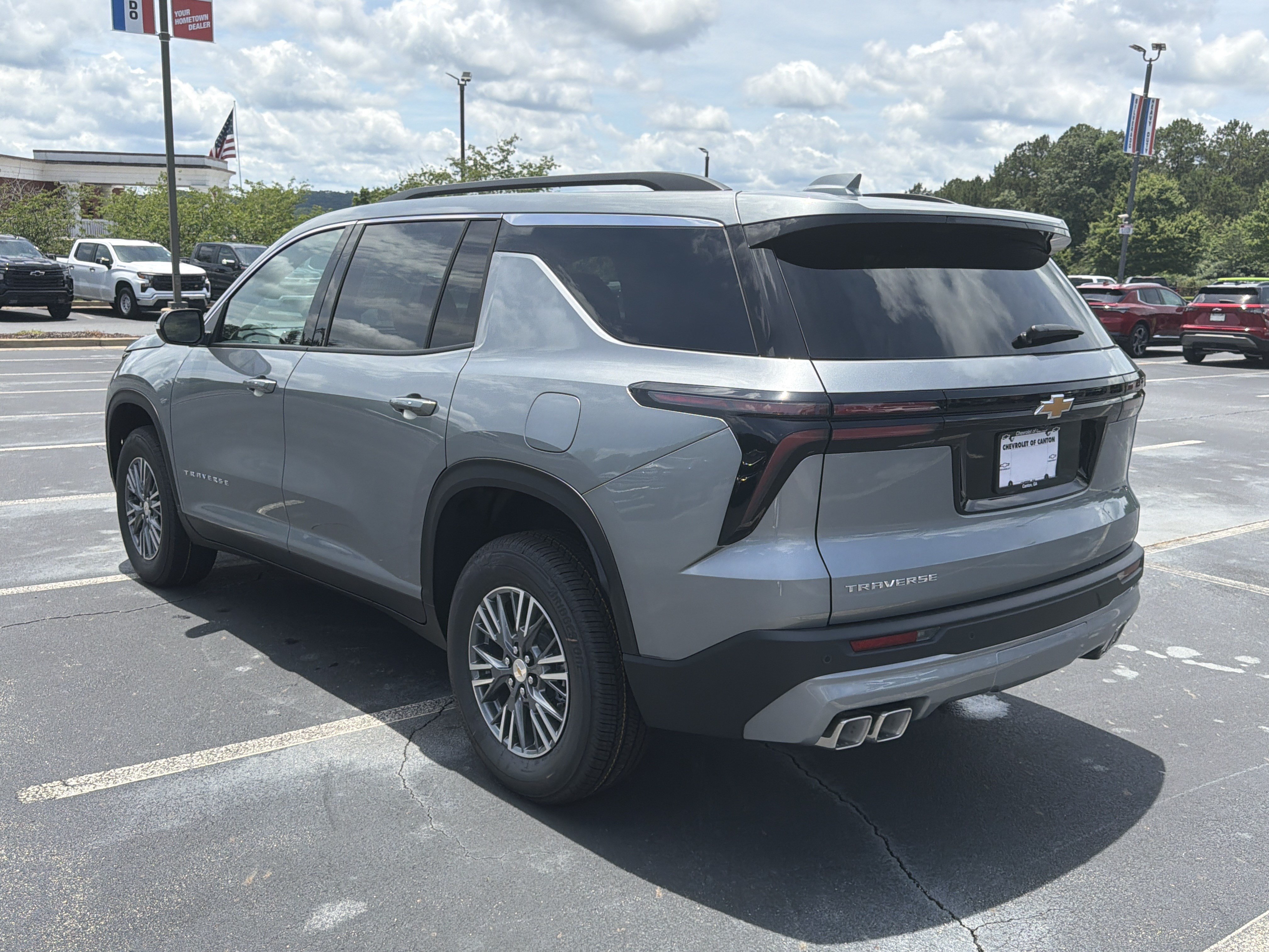 2026 Chevrolet Traverse LT - Photo 7