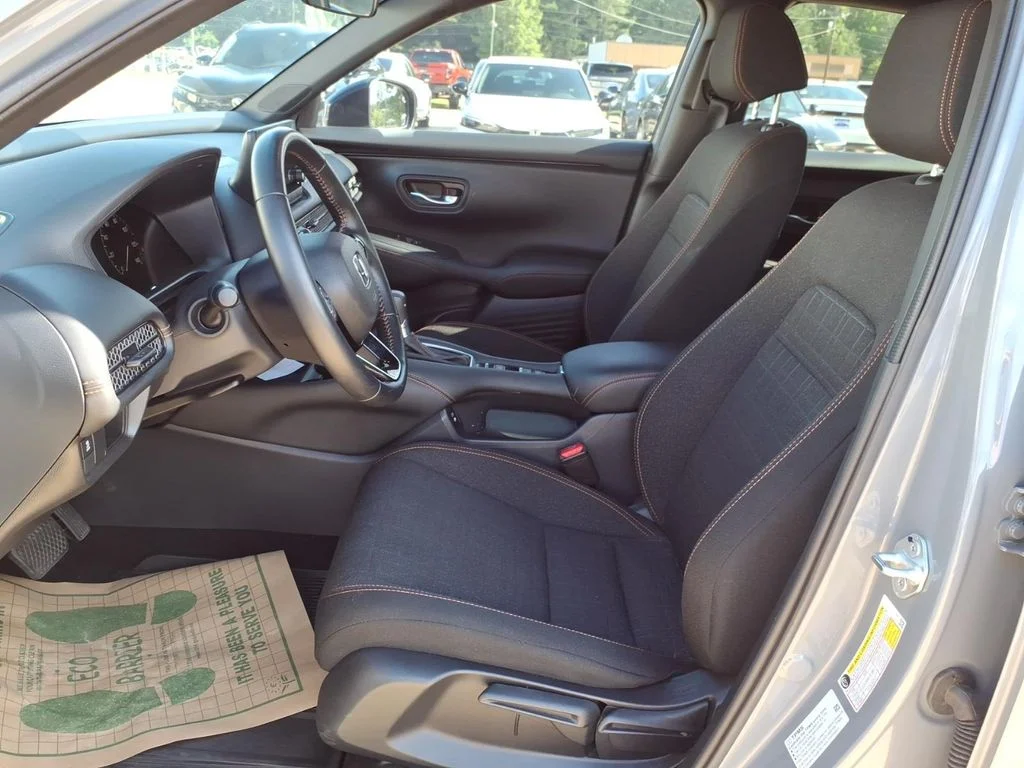 Used 2025 Urban Gray Pearl Honda Sport image 13