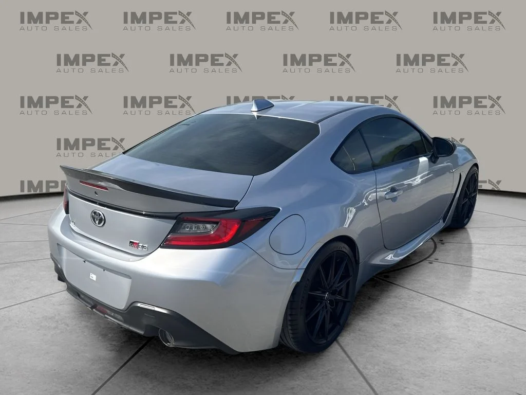 Used 2025 Gray Toyota Base image 5