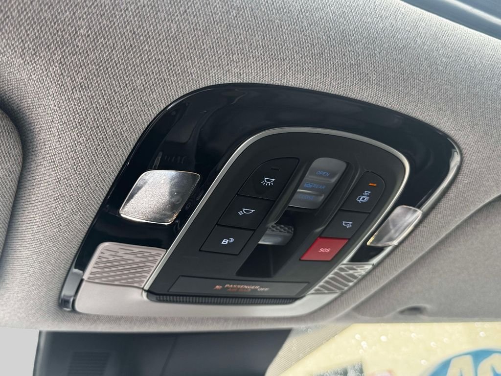 2024 Hyundai Palisade Limited - Photo 33