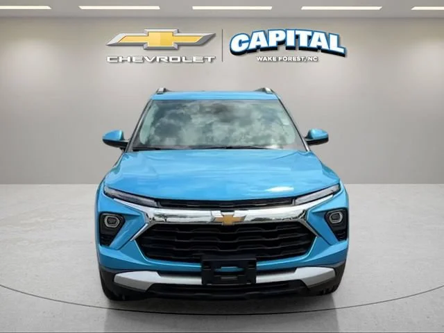 Used 2025 Marina Blue Metallic Chevrolet LT image 8