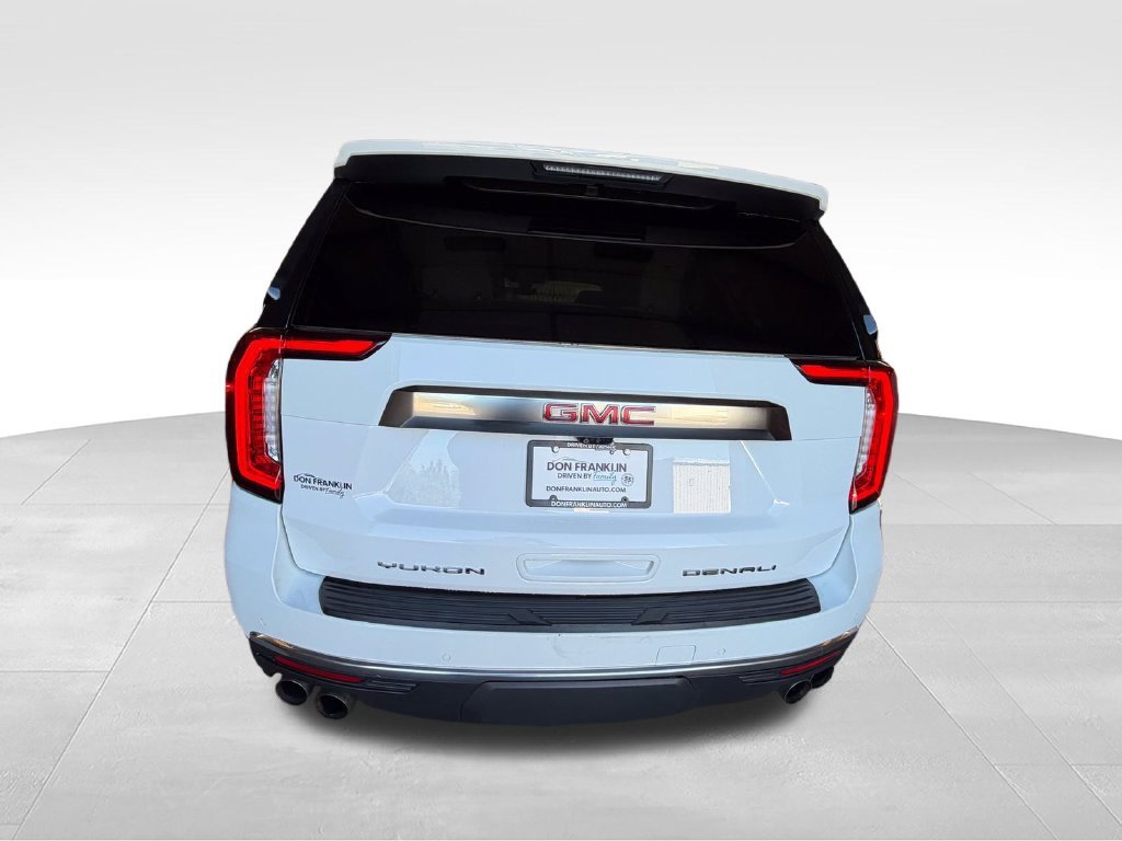 Used 2021 White GMC Denali image 4