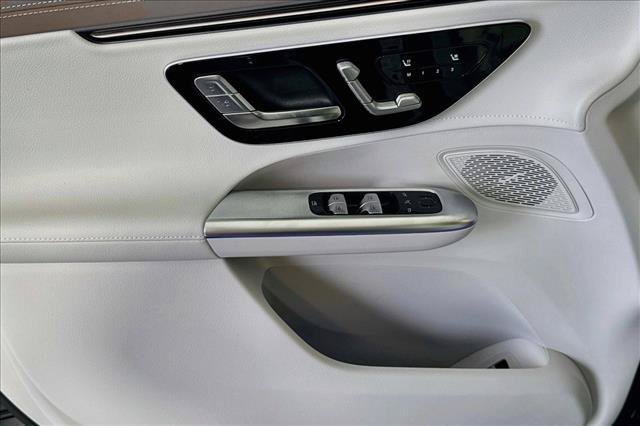 New 2027 Black Mercedes-Benz EQE 320 image 45