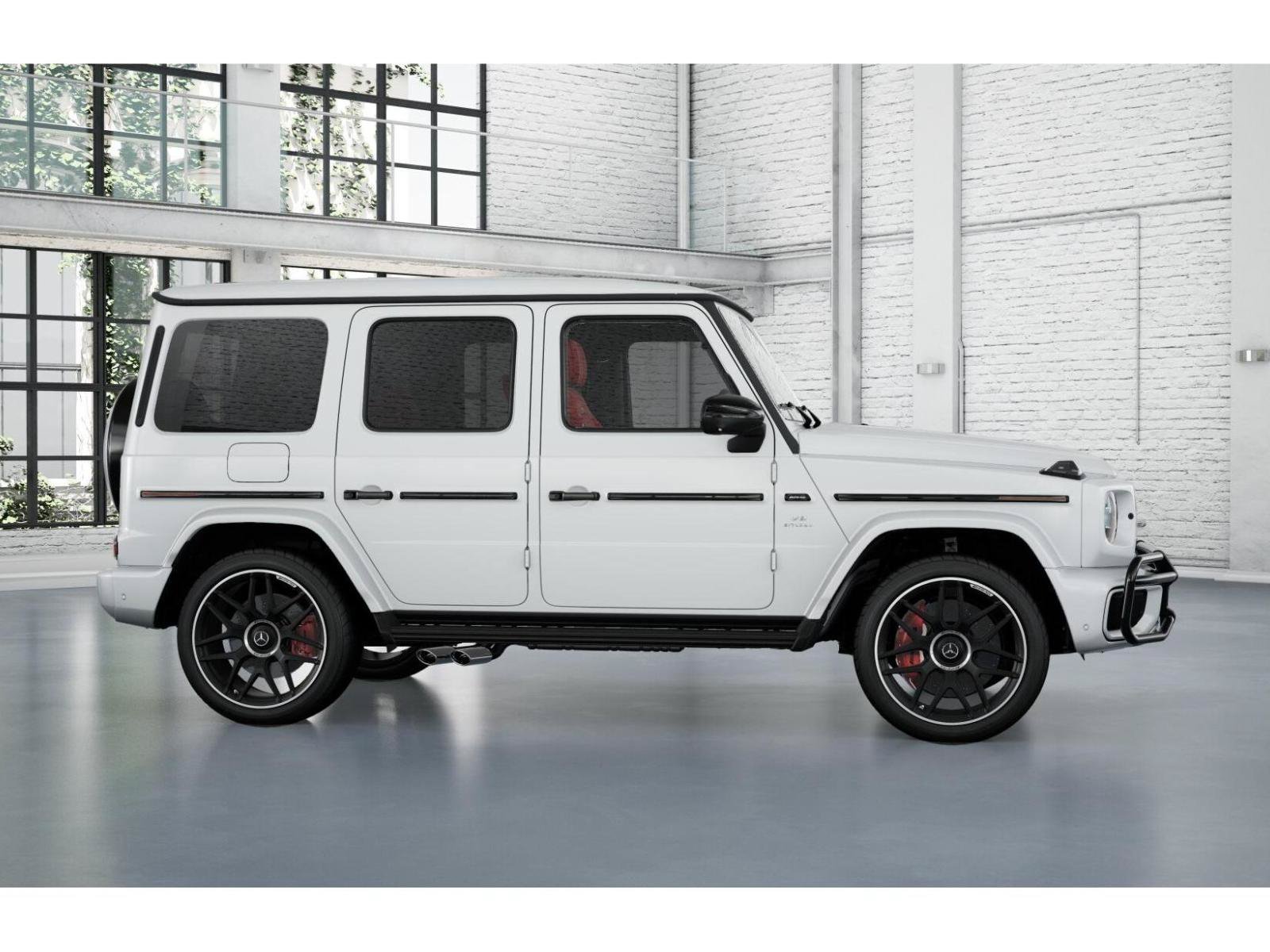 New 2027 MANUFAKTUR Moonlight White Magno Mercedes-Benz G 63 AMG® image 15
