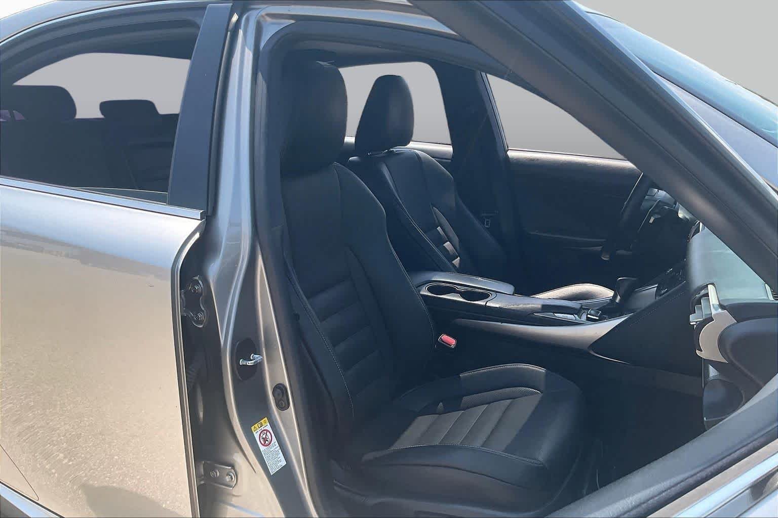 Used 2017 Atomic Silver Lexus  image 15
