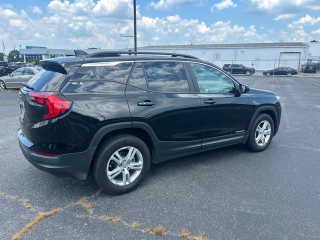 Used 2021 EBONY TWILIGHT METALLIC GMC SLE image 4
