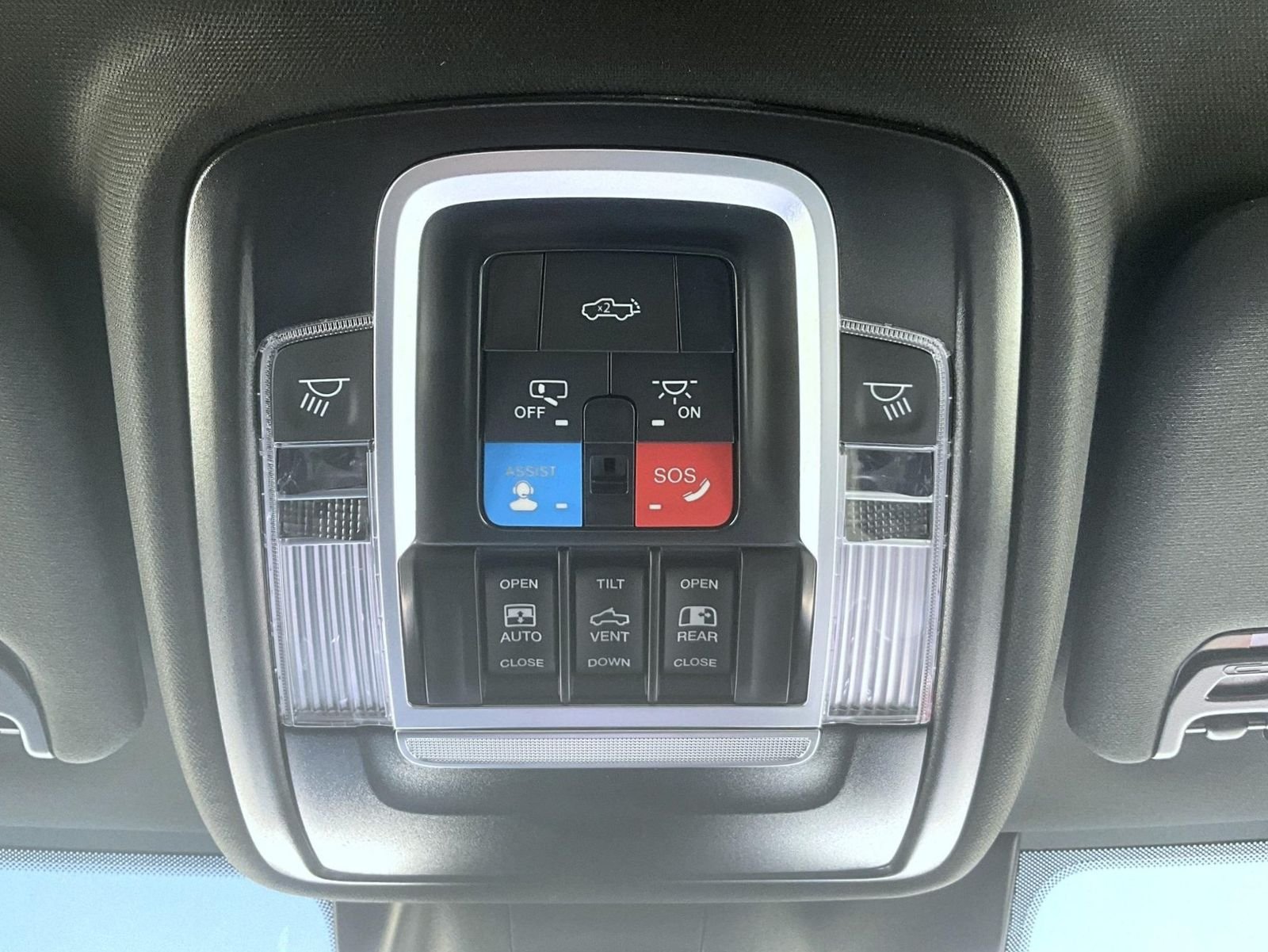 Used 2025 White Ram Laramie image 17