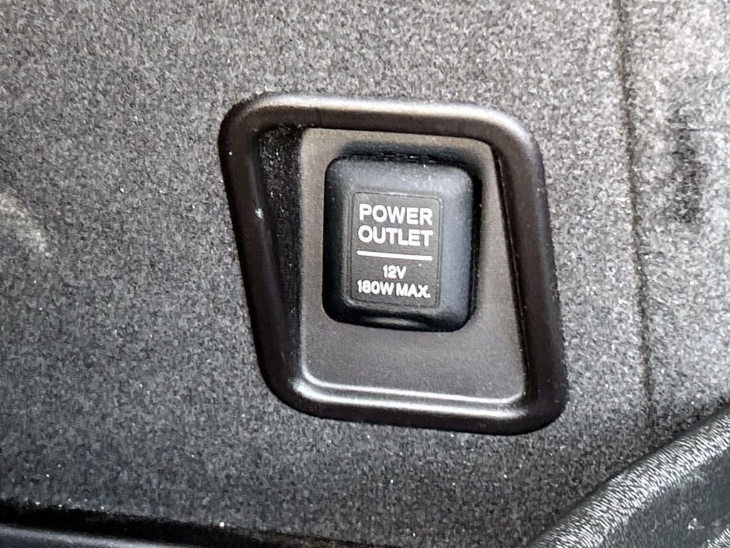 Used 2018 Silver Acura 3.5L image 13