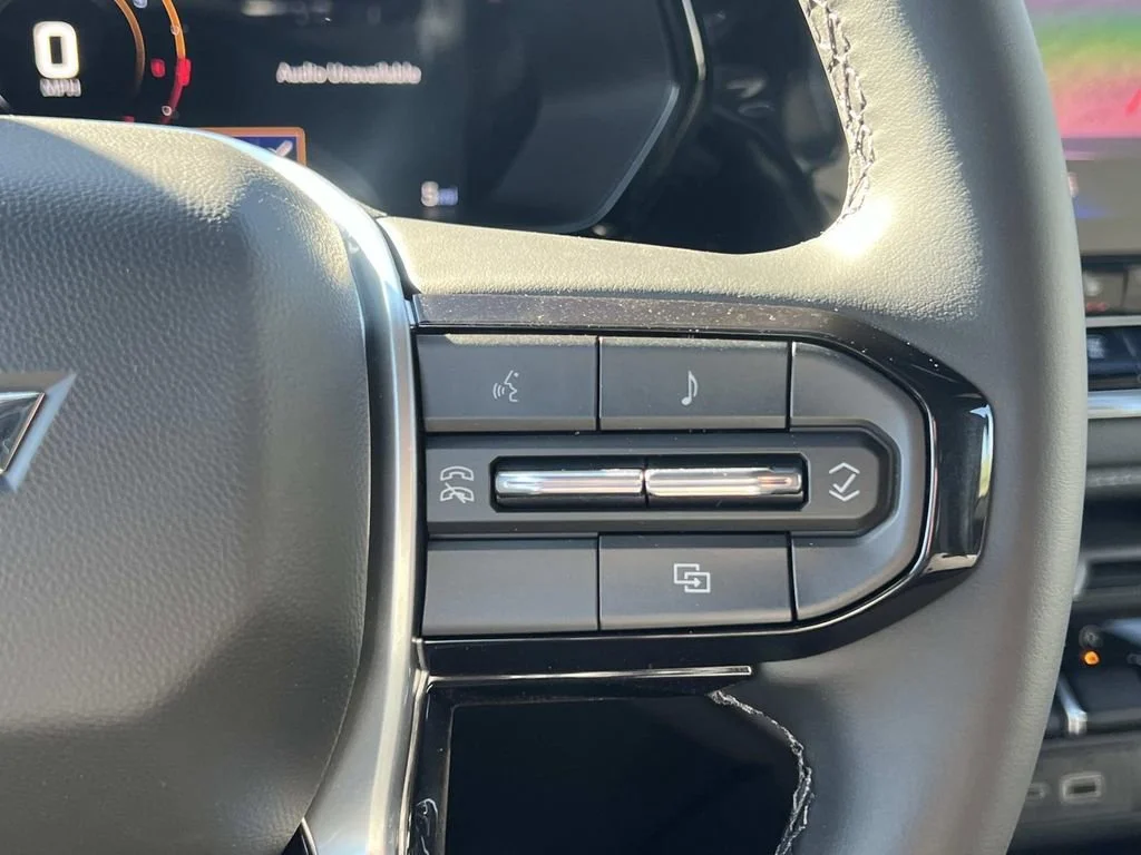 New 2026 Summit White Chevrolet LT image 20