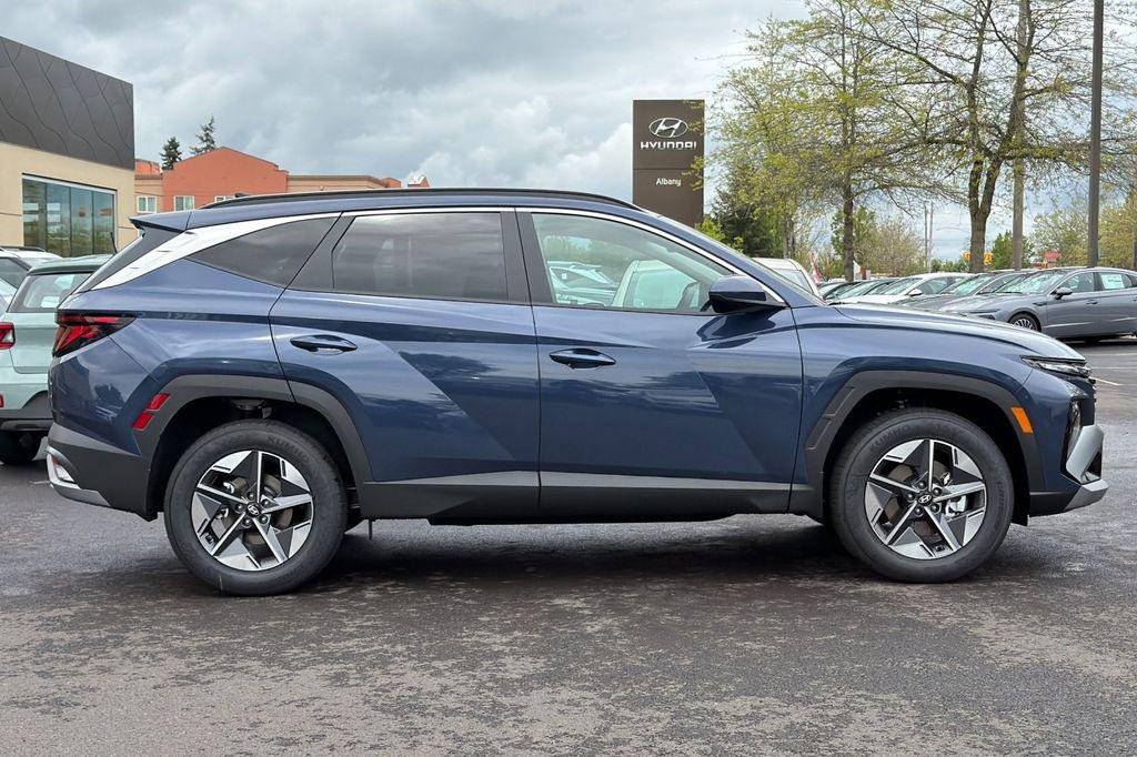 New 2026 Blue Hyundai SEL AWD image 3