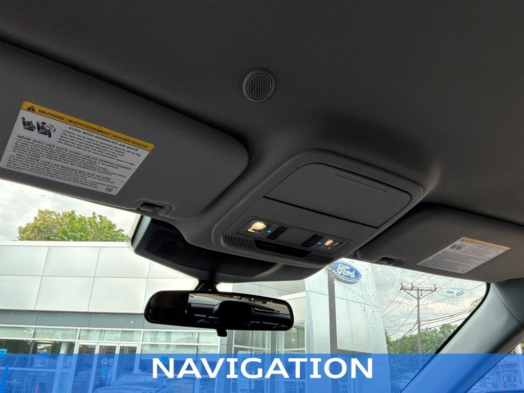 Used 2023 Agate Black Metallic Ford XLT image 4
