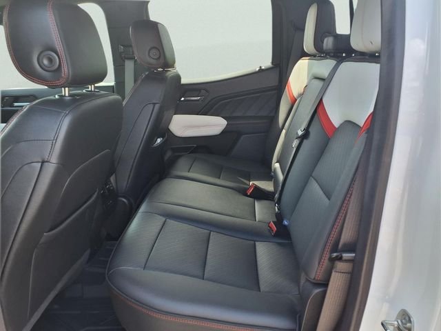 2024 GMC Canyon AT4X - Photo 13
