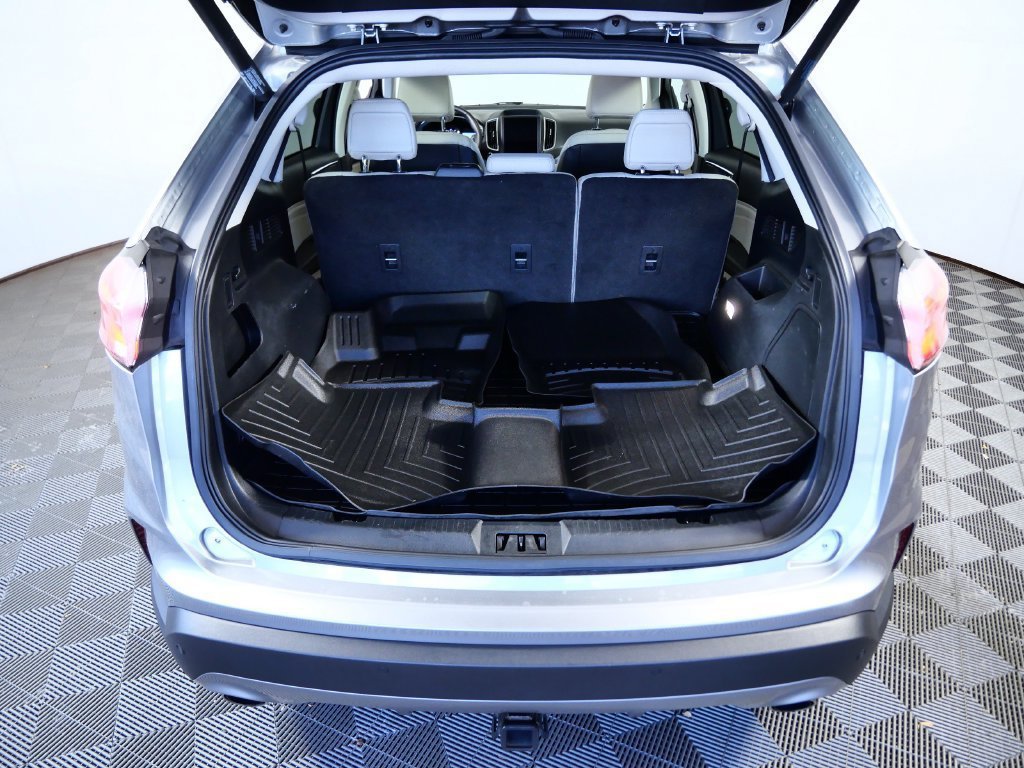 Used 2021 Silver Ford Titanium image 7