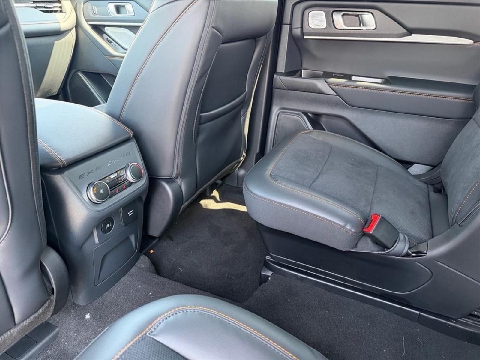 New 2026 Carbonized Gray Metallic Ford Tremor® image 14