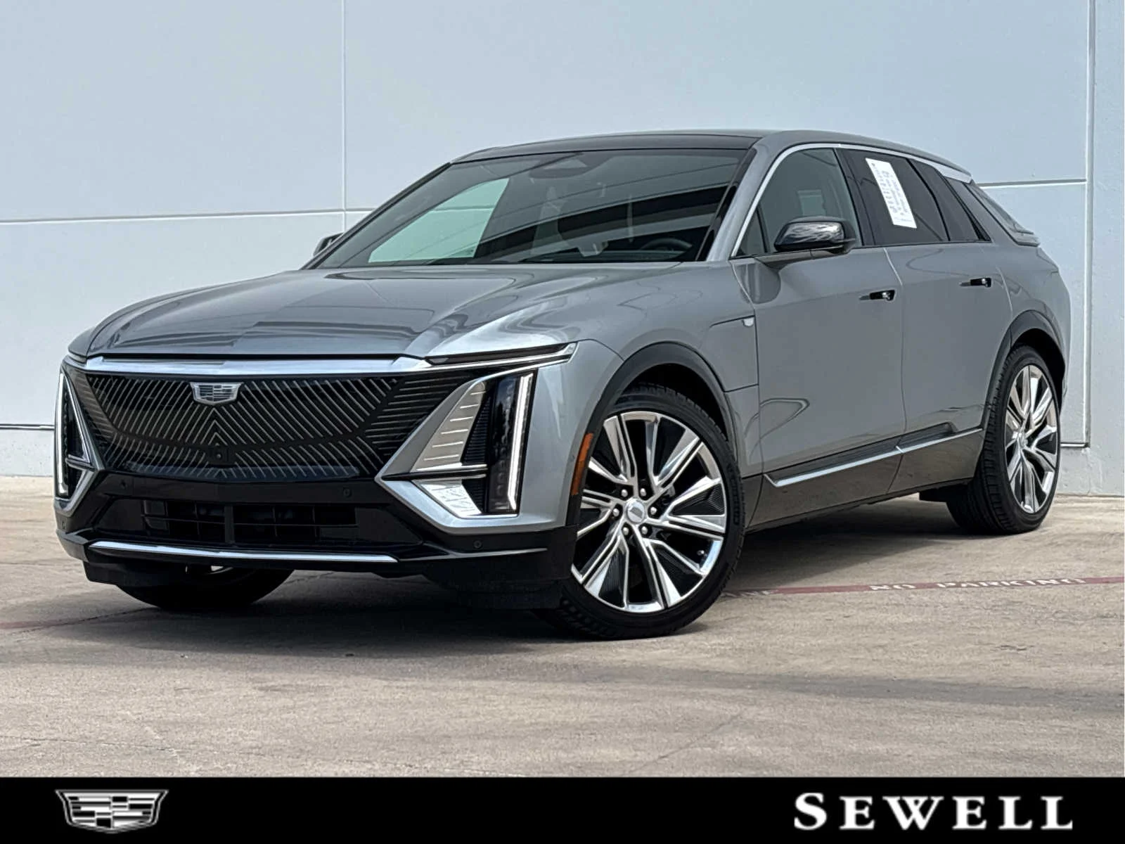 2024 Cadillac Lyriq Luxury 3 AWD's photo